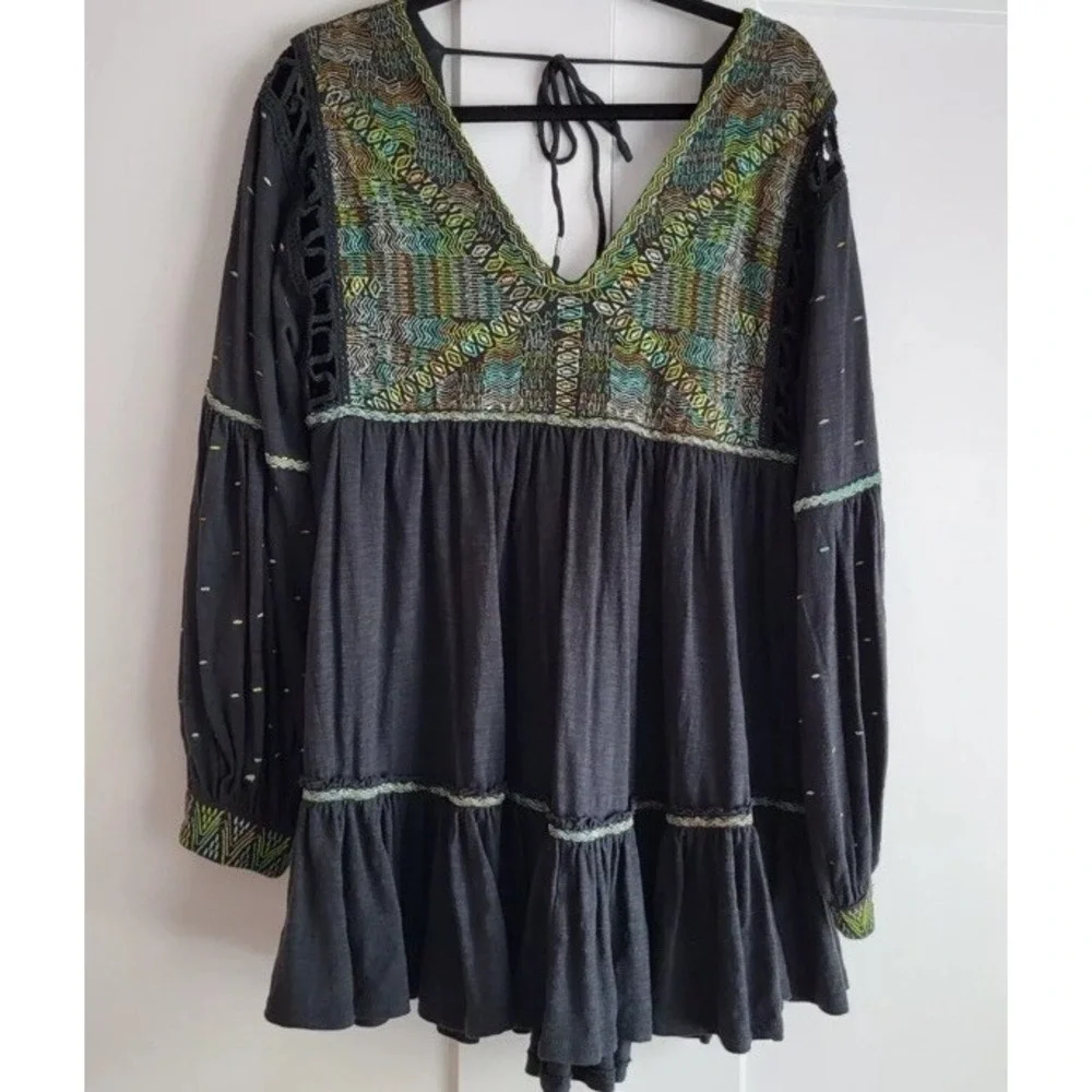 $148 Free People Much Love Tunic / Mini Dress Embroidered Cutout Back Black Sz S